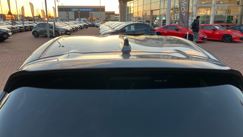 Toyota Yaris 1.5 Hybrid Design 5dr CVT Hybrid Hatchback